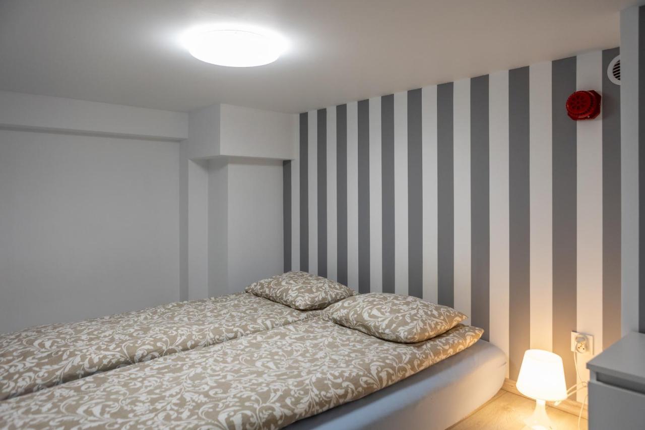 Studia Przy Lotnisku Od Wroclawapartament-Pl Экстерьер фото
