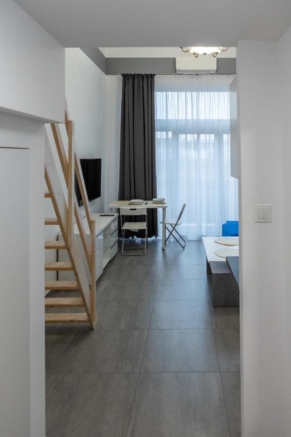 Studia Przy Lotnisku Od Wroclawapartament-Pl Экстерьер фото