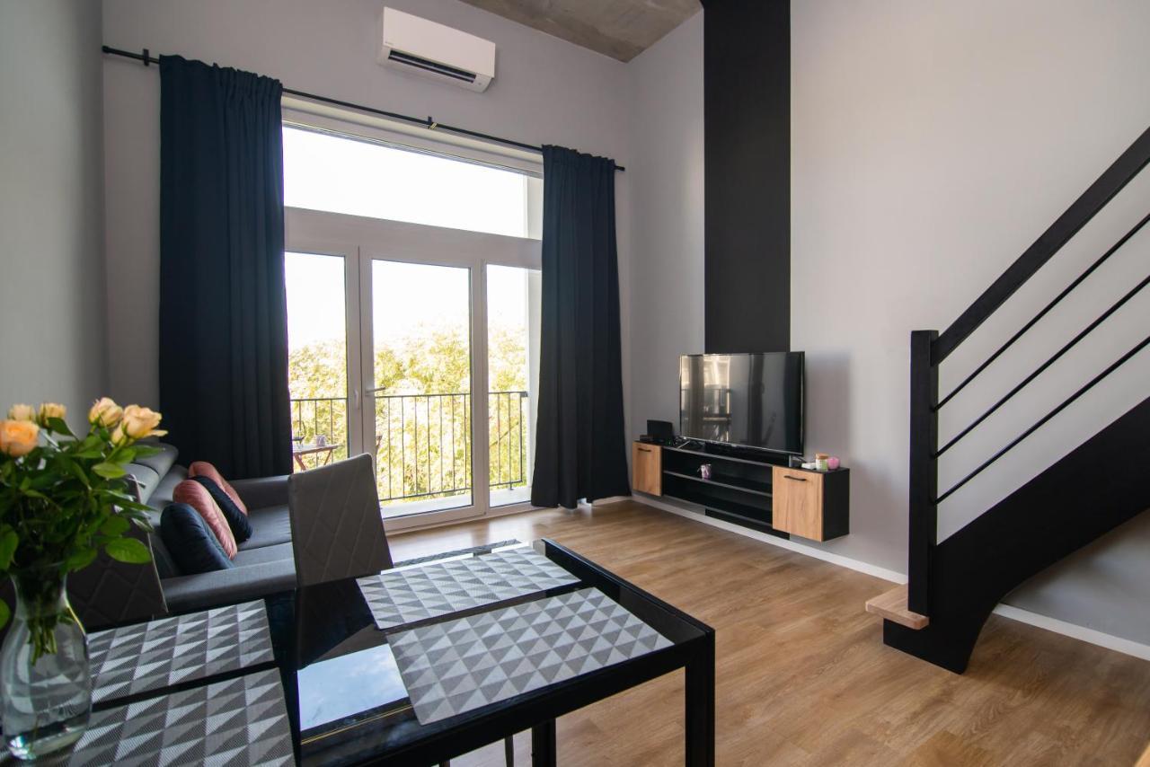 Studia Przy Lotnisku Od Wroclawapartament-Pl Экстерьер фото