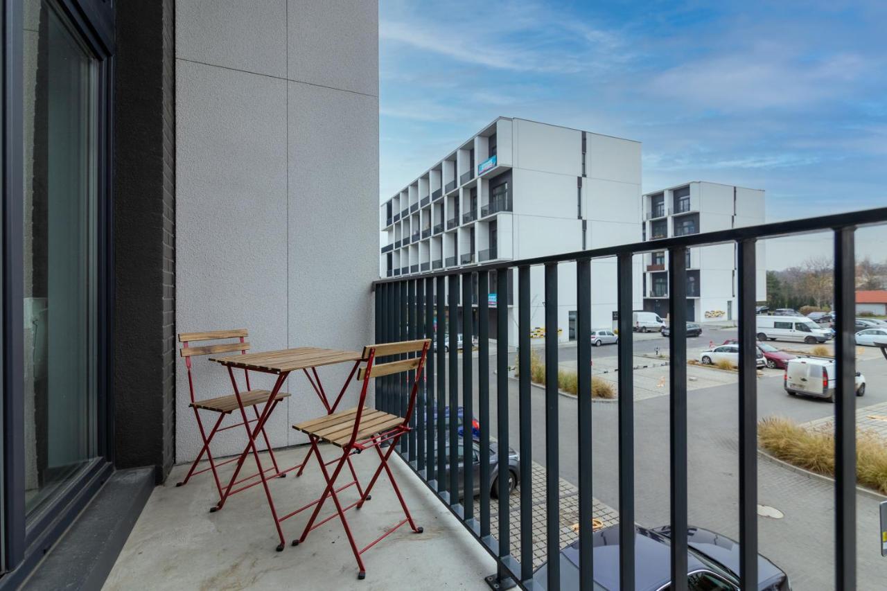 Studia Przy Lotnisku Od Wroclawapartament-Pl Экстерьер фото